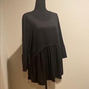Title: Entro Black Asymmetrical Ruffle Tunic Top 3/4 Sleeve Large